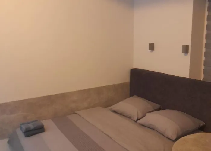 Apartment другетів *